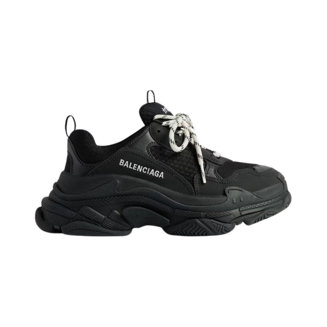Triple S Schwarz