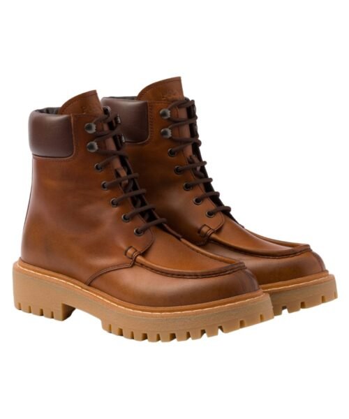 Schn?rstiefeletten aus Leder Cognac