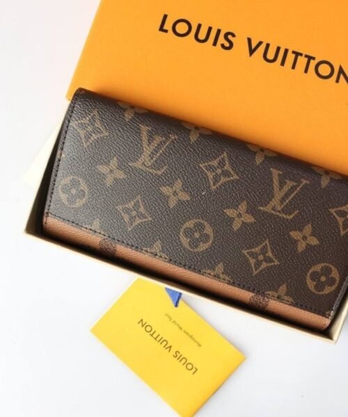 Alternative view of Sarah 19 cm
