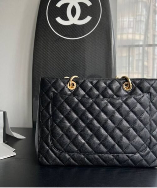 Alternative view of Grand Shopping Tote Schwarz 35 cm
