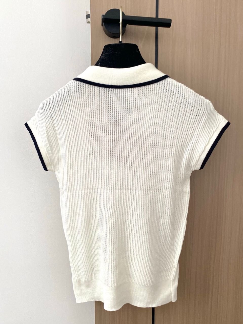 Strick-Poloshirt Weiß – Bild 4