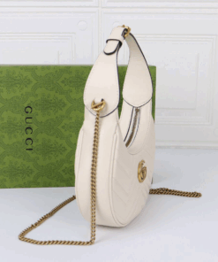 Alternative view of GG Marmont Half-Moon Creme 21 cm