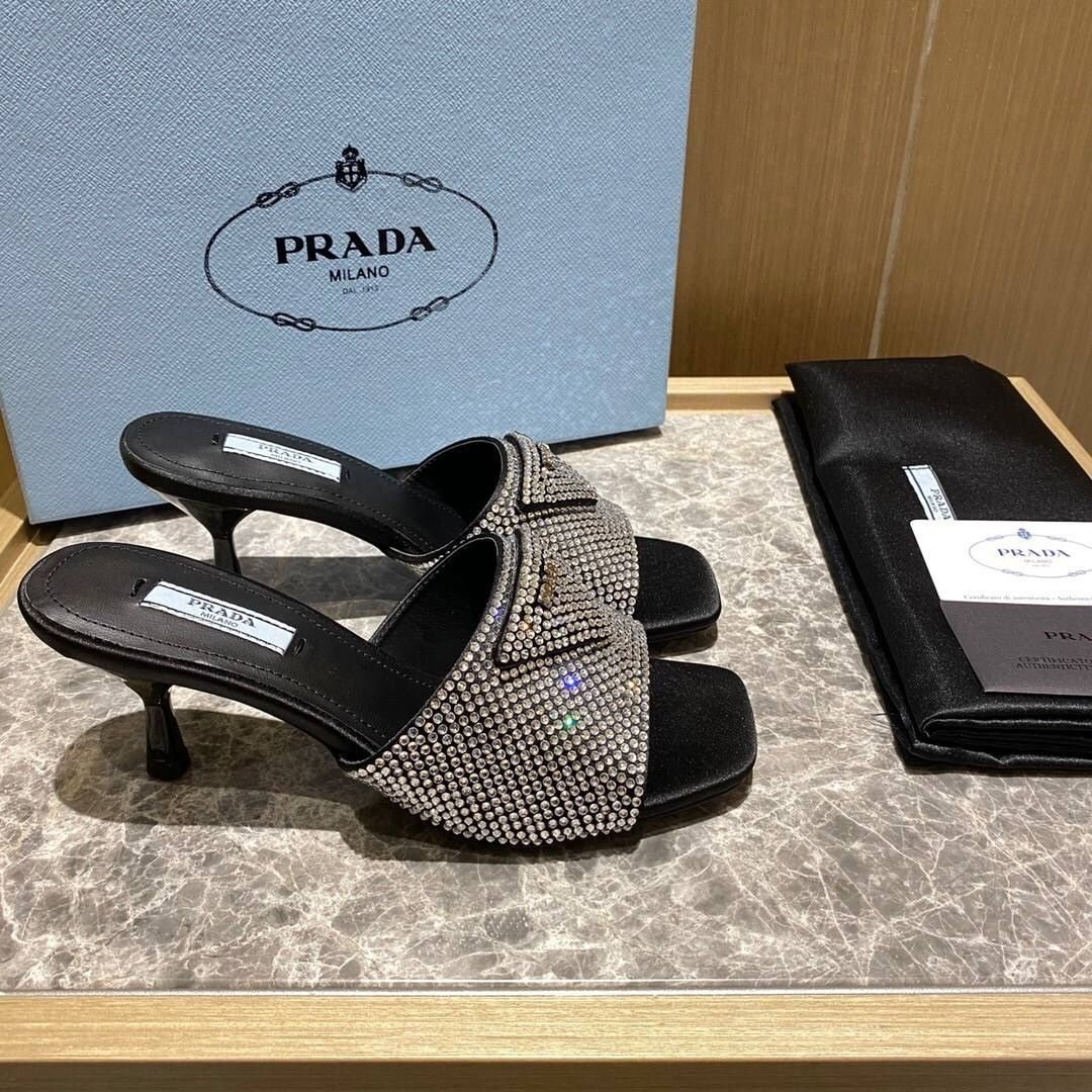 Satin Slides Schwarz mit Kristallen 7,5 cm – Bild 4