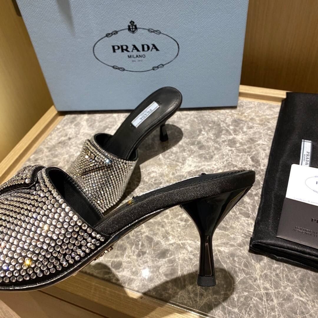 Satin Slides Schwarz mit Kristallen 7,5 cm – Bild 5