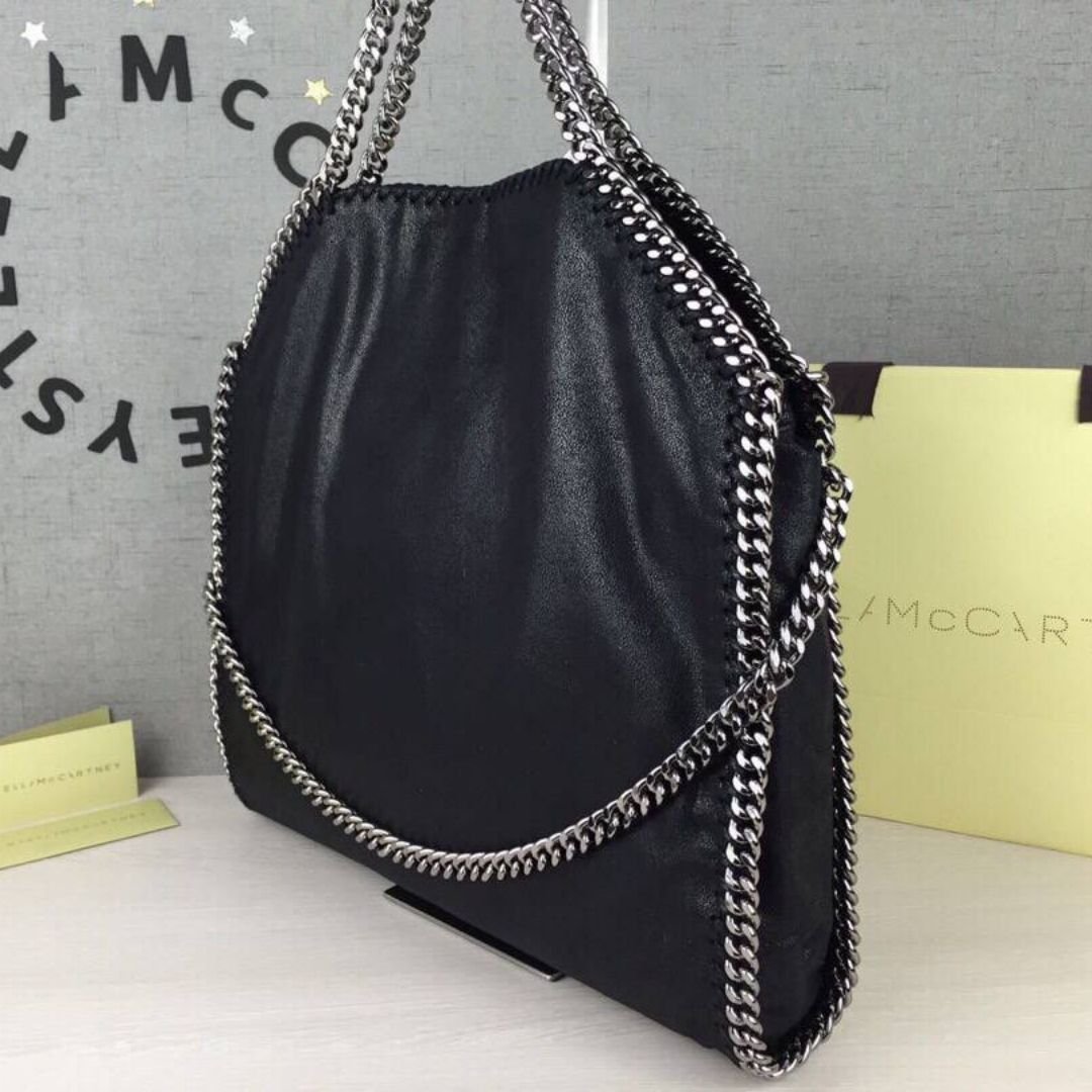 Falabella Fold-Over Tote Schwarz 25 cm – Bild 4
