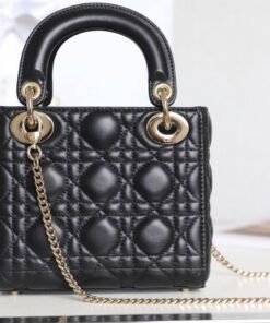 Alternative view of Lady Schwarz 17 cm