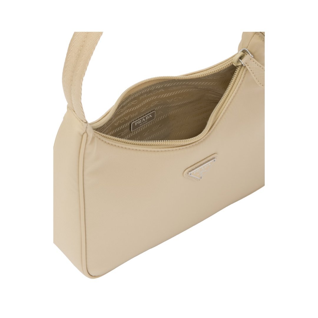 Re-Nylon Mini in Wüstenbeige 17cm – Bild 4
