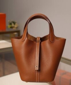 Alternative view of Picotin Lock Togo Braun 22 cm