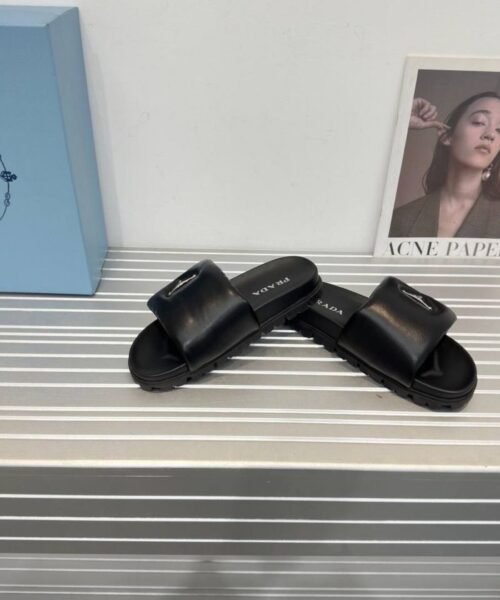 Alternative view of Quilted Sandals Schwarz