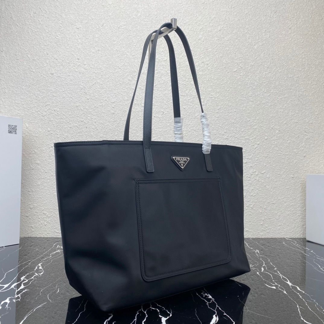 Tote Bag aus Re-Nylon Schwarz 34 cm – Bild 3