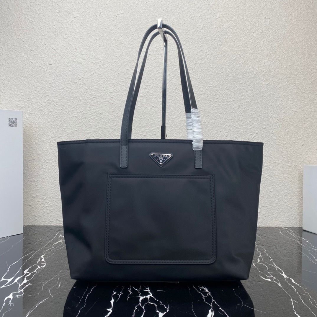 Tote Bag aus Re-Nylon Schwarz 34 cm – Bild 2