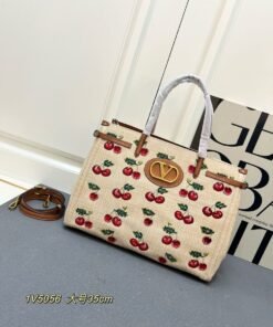 Alternative view of Valentino Garavani Antibes Cherryfic 35cm
