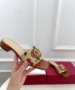 Alternative view of Vlogo Signature Cherryfic Slide Sandale