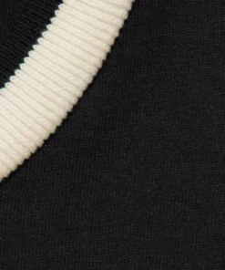 Alternative view of Interlocking G Schwarz Small