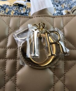 Alternative view of Book Tote Medium Taupe 36.5