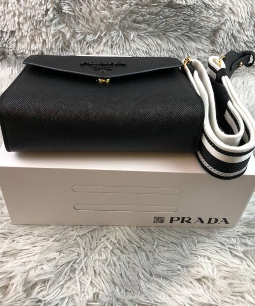 Alternative view of Monochrome Saffiano Schwarz 21 cm