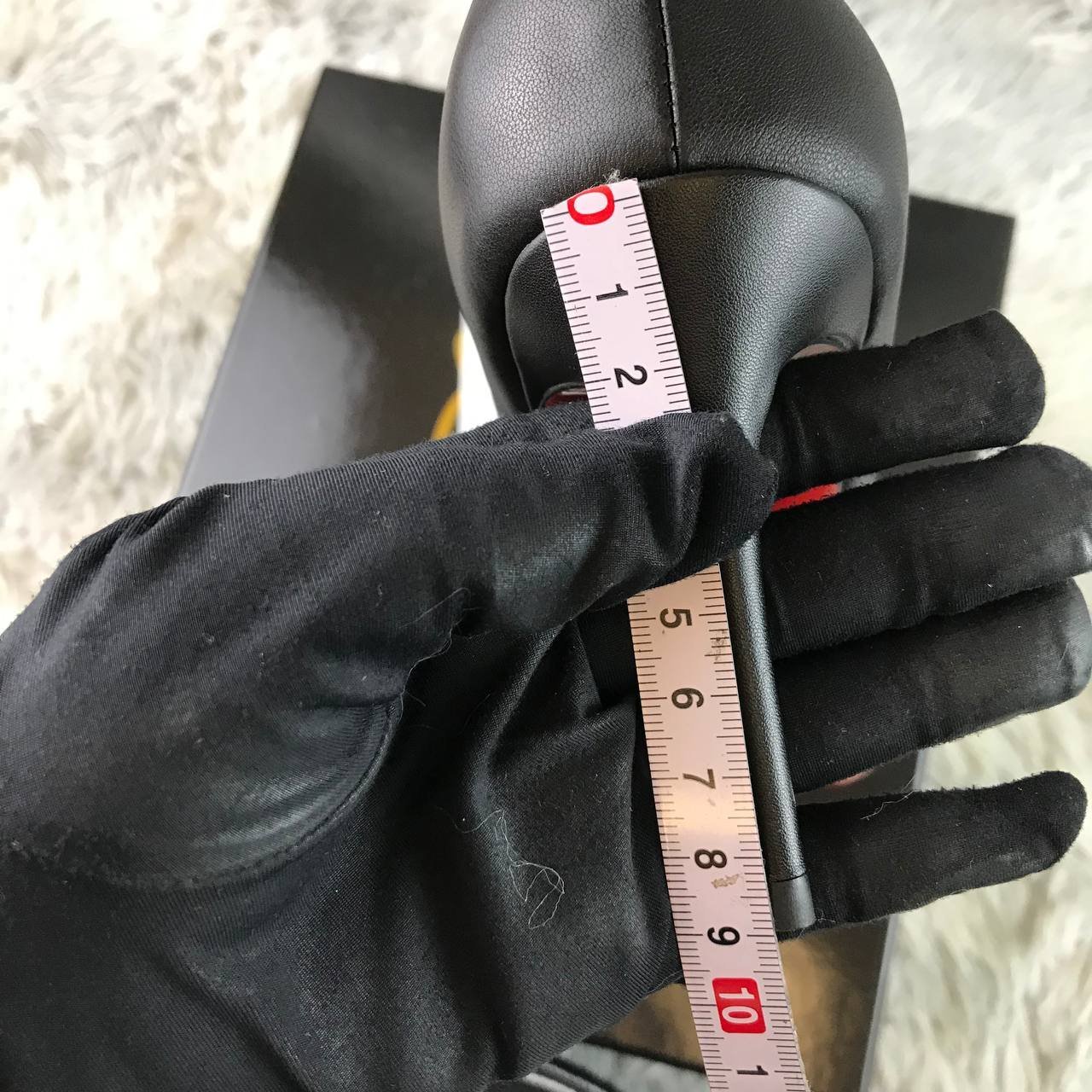 Louboutin Iriza Schwarz 8.5 cm – Bild 3