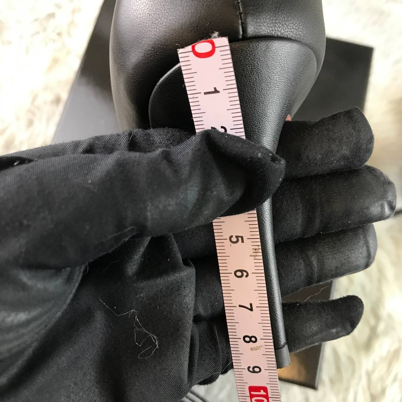 Louboutin Iriza Schwarz 8.5 cm – Bild 4