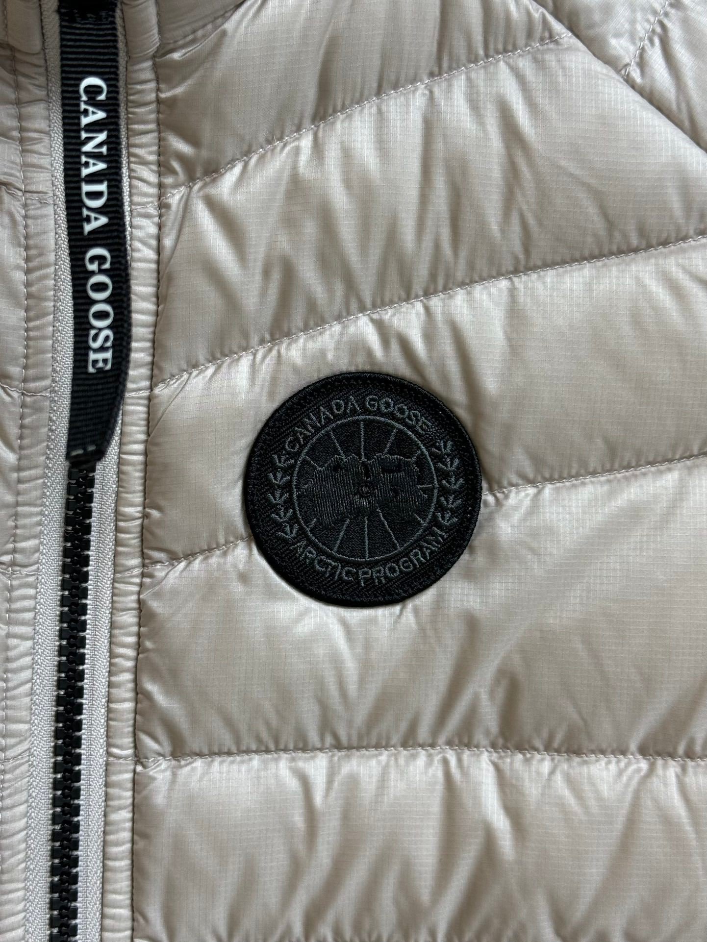 Hybridge Lite Down Gilet – Bild 4