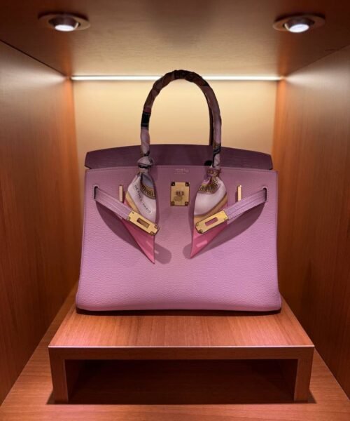 Alternative view of BIRKIN 30 CROCODILE TOUCH
