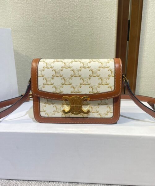 Alternative view of Celine Teen Triomphe 18.5 cm