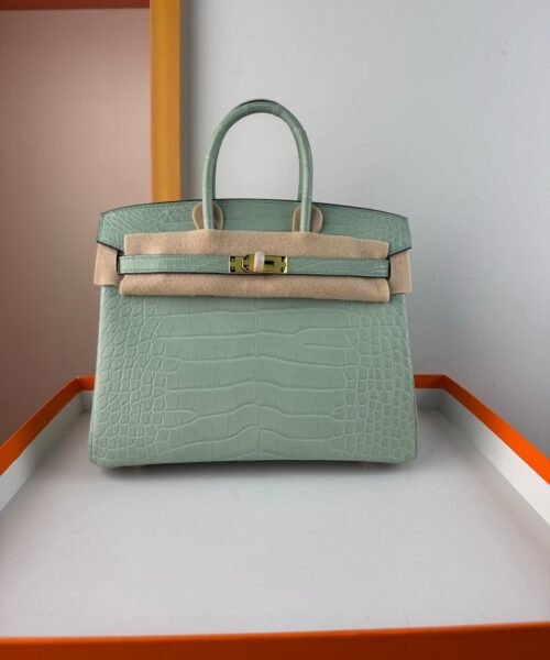 Alternative view of Hermes Birkin