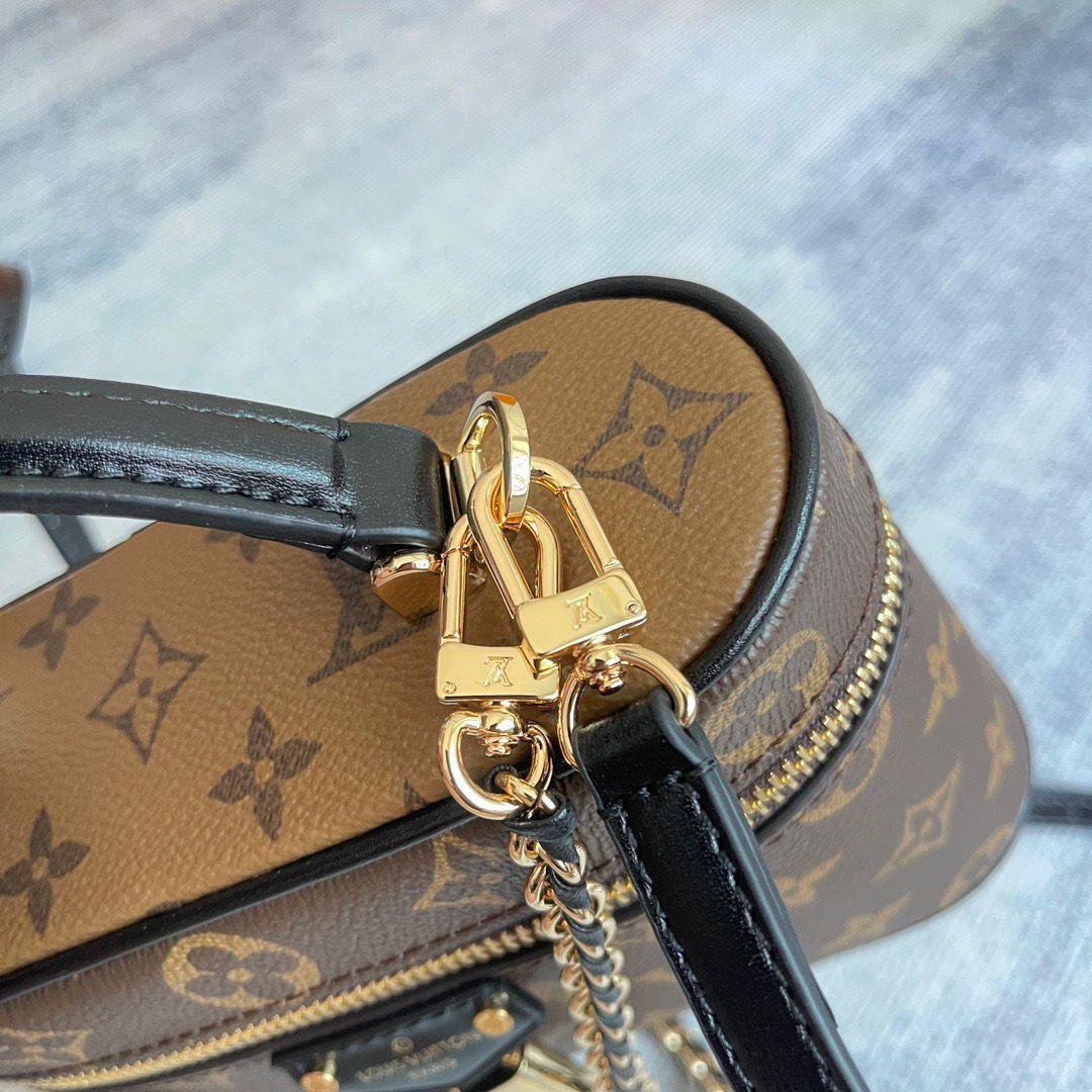 Vanity Chain Pouch Braun 19cm – Bild 5