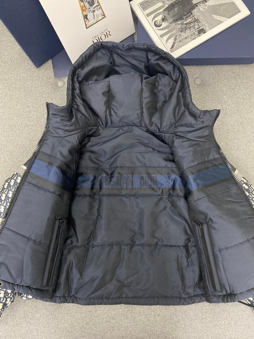 Wendbare Cropped-Daunenjacke – Bild 4