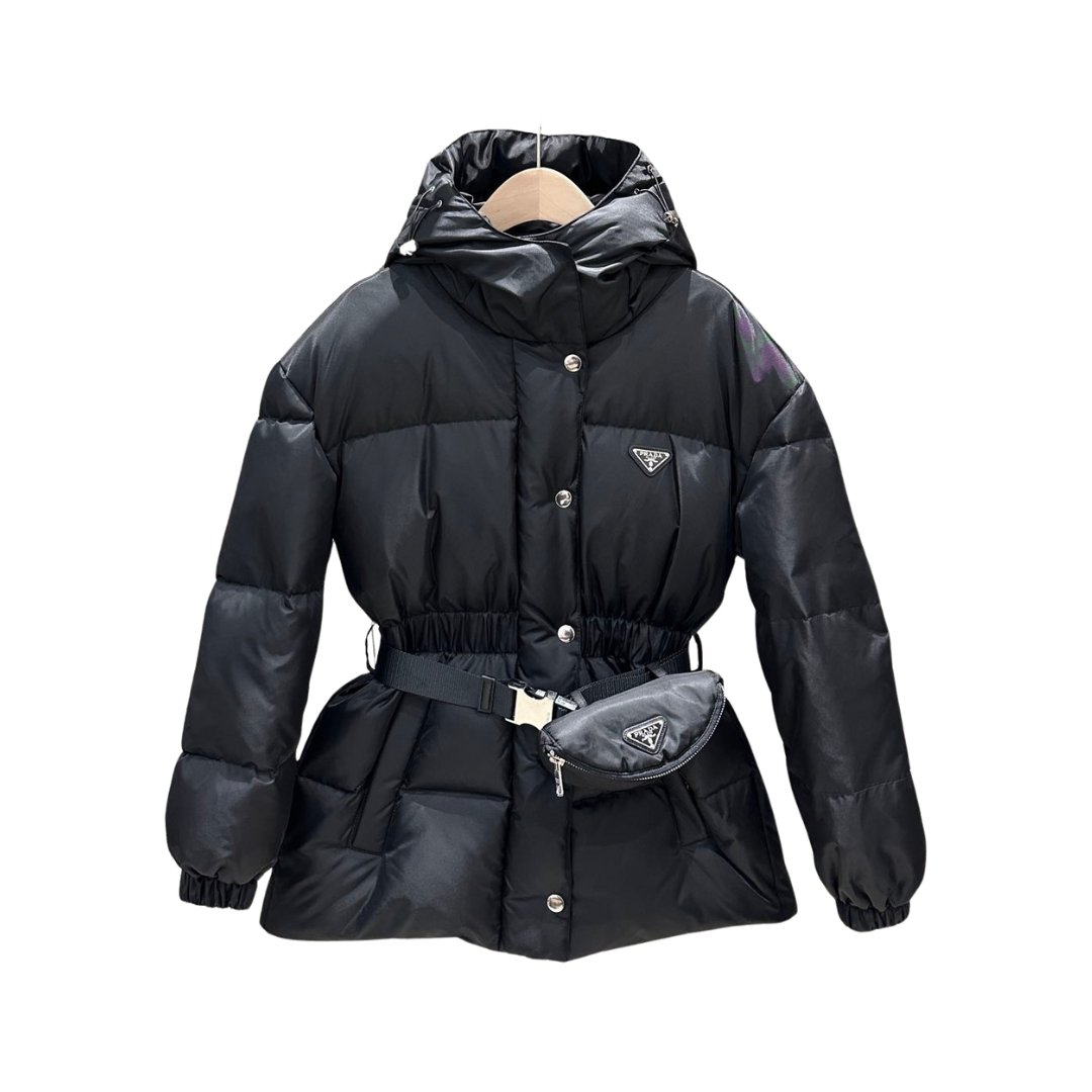 Re-Nylon Daunenjacke Schwarz