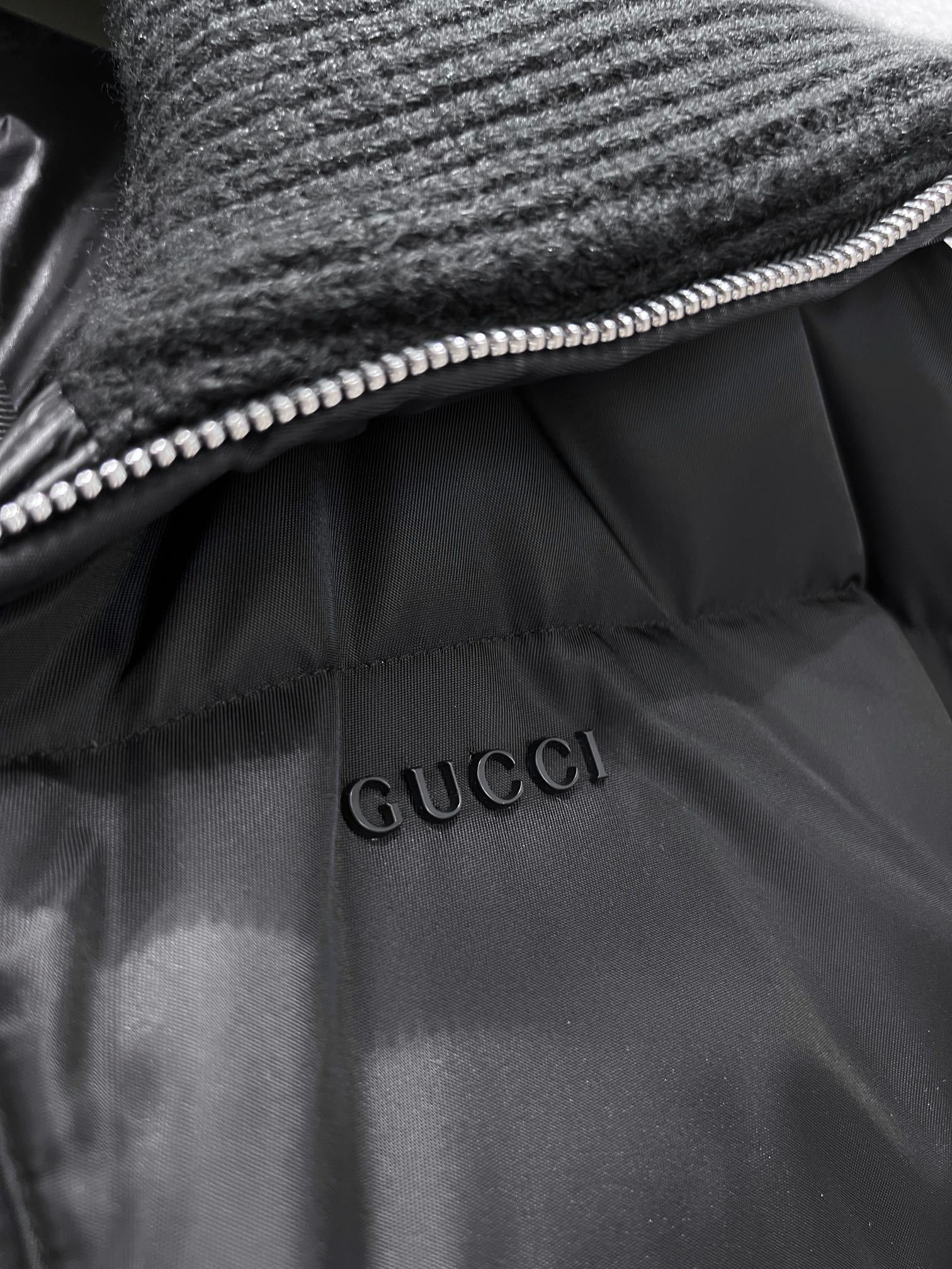 Black women's quilted puffer jacket. – Bild 6