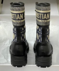 Alternative view of D-Major Schwarz/Beige