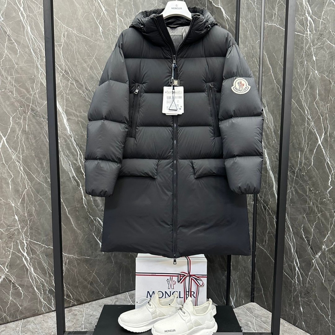 Bosona Daunenparka in Schwarz – Bild 2