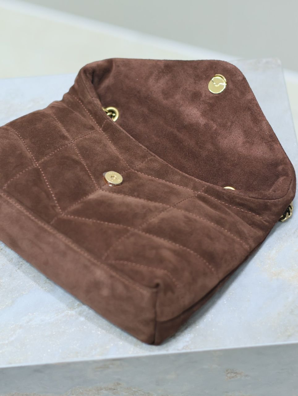 Loulou Puffer Velvet Braun 29 cm – Bild 5