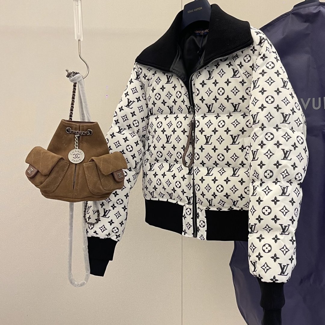 Luxe Mono Puffer Weiß – Bild 4