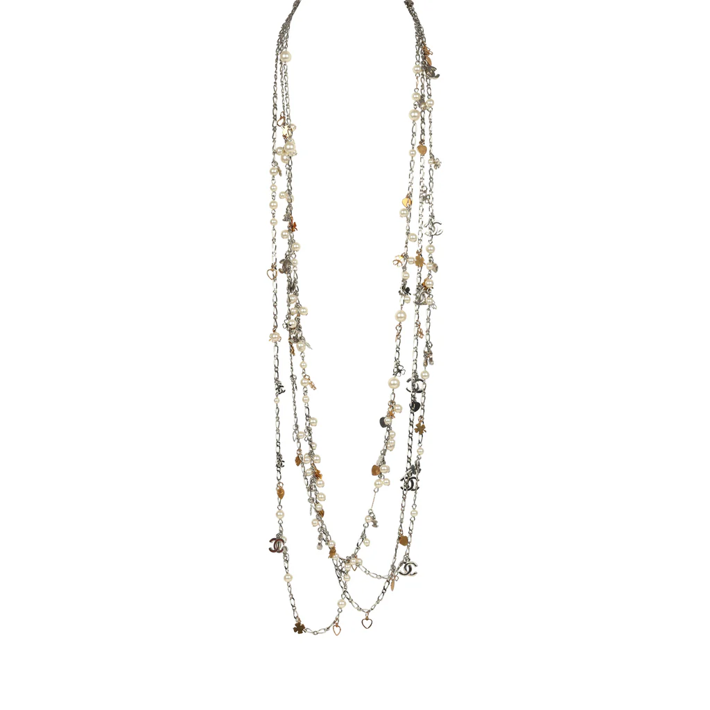 Pre-owned Chanel CC Clovers & Hearts Layered Necklace Mixed Metal Hardware