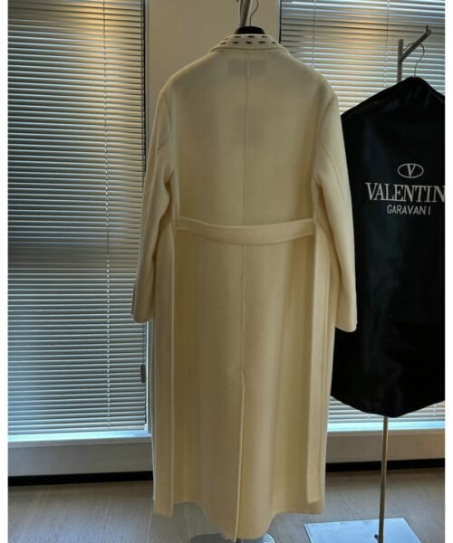 Alternative view of Trenchcoat Klassisch Wool Beige