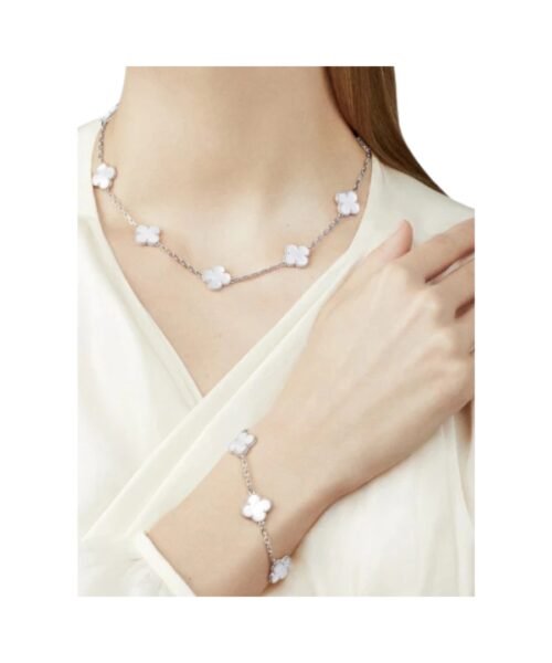 Alternative view of Alhambra Bracelet, 5 Motifs White Mother-of-Pearl