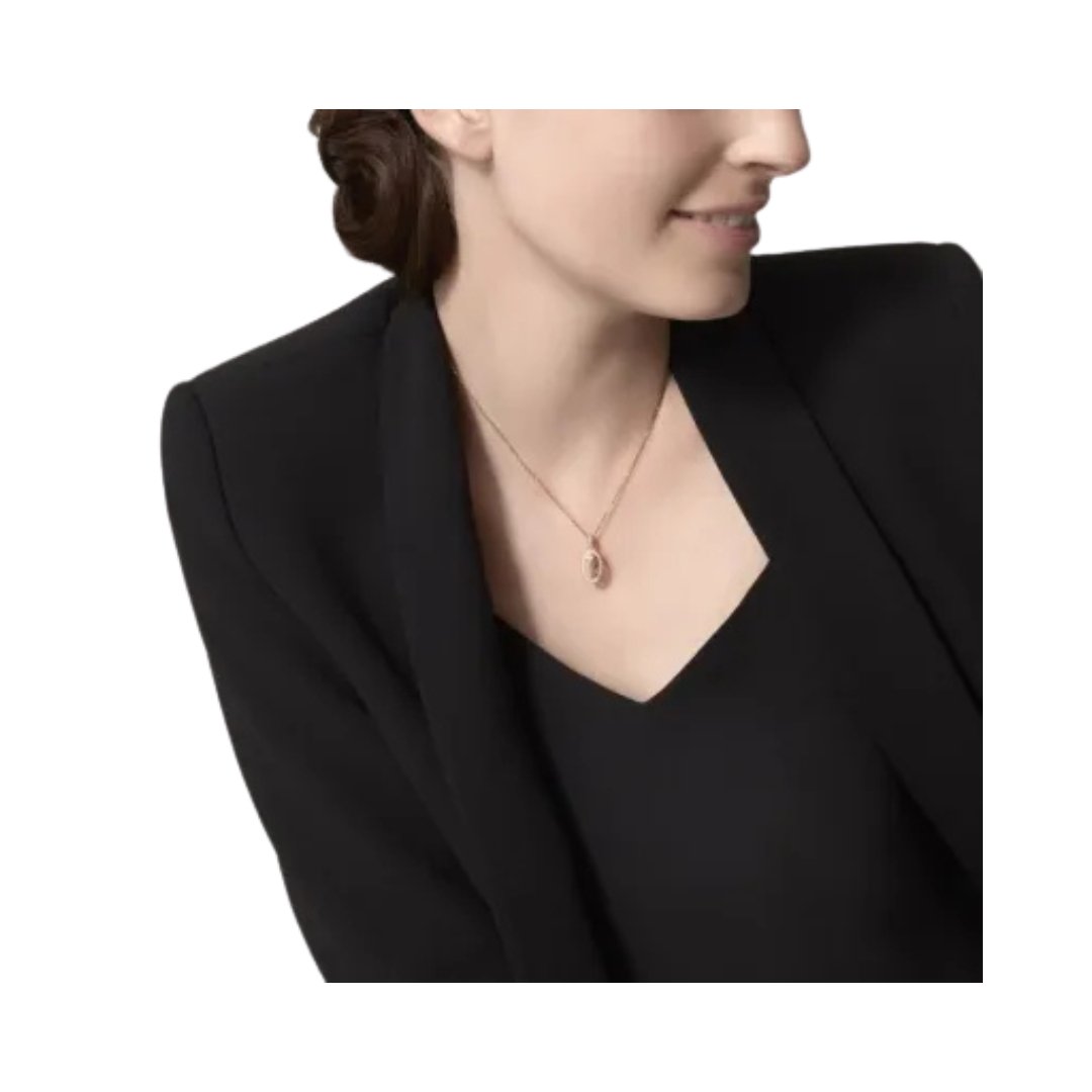 Rose Gold Logo Necklace – Bild 4