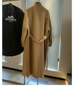 Alternative view of Trenchcoat Klassisch Blend Beige