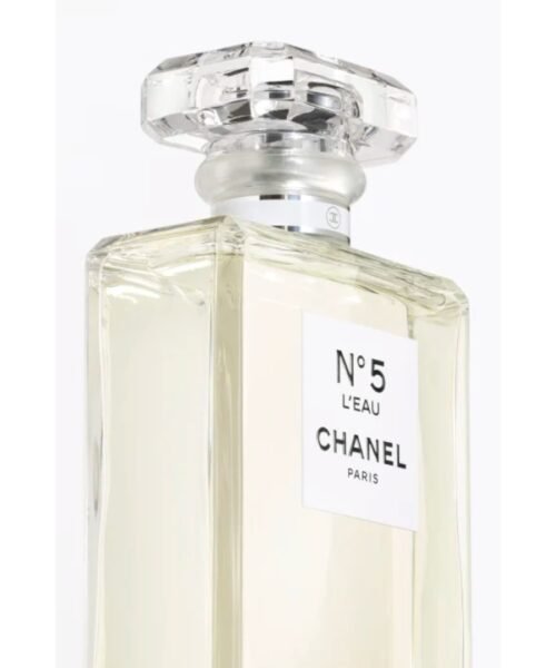 Alternative view of N5 (White) (100Ml)