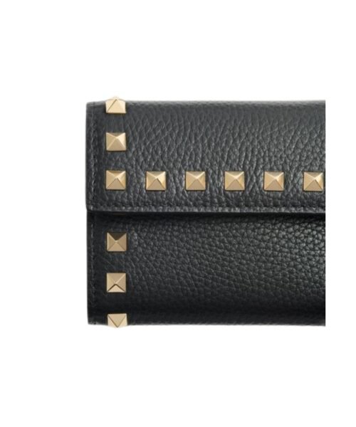 Alternative view of Rockstud Dreifach-Geldbörse aus genarbtem Kalbsleder 11 cm